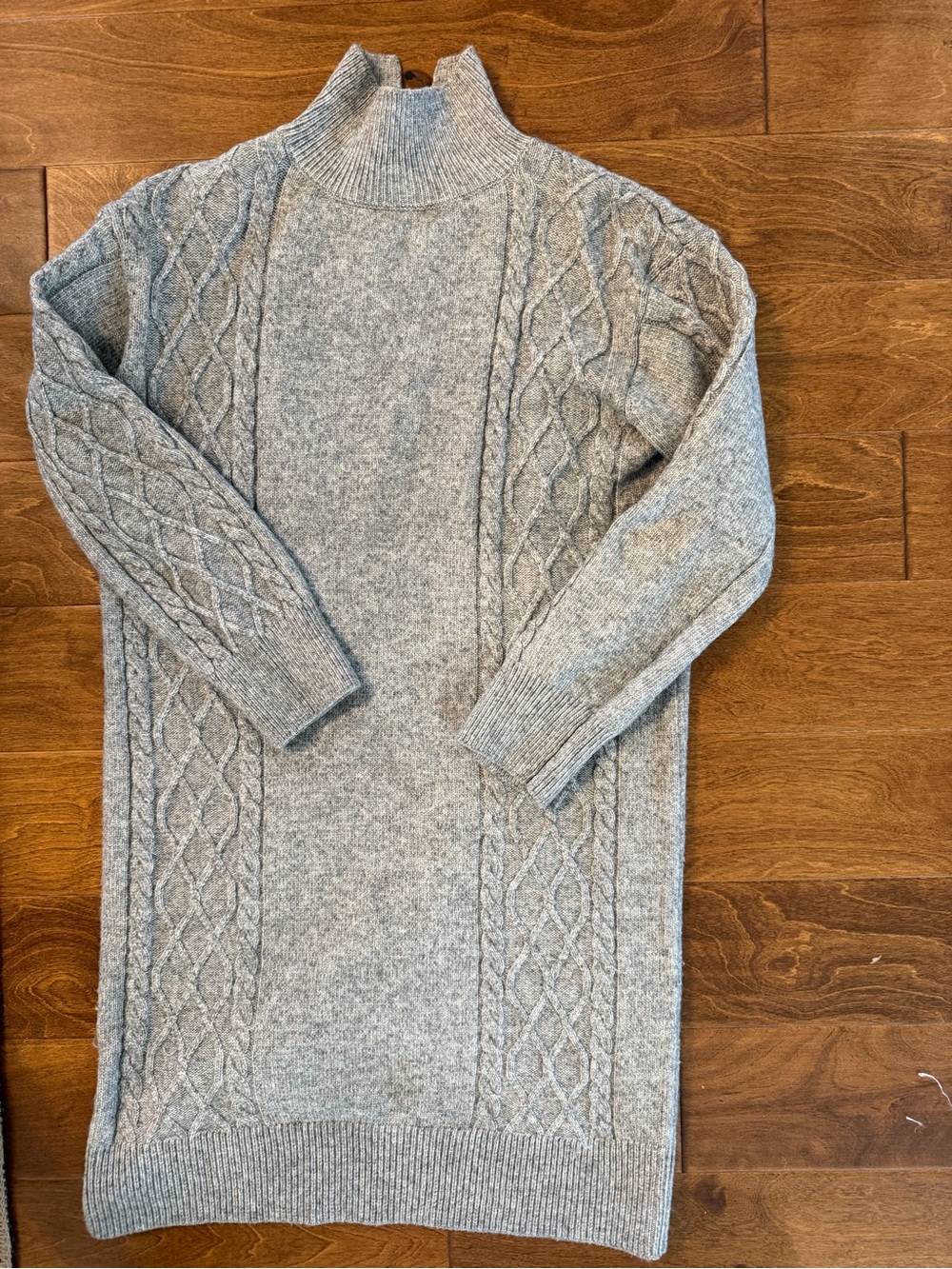 H&M maternity sweater dress size small